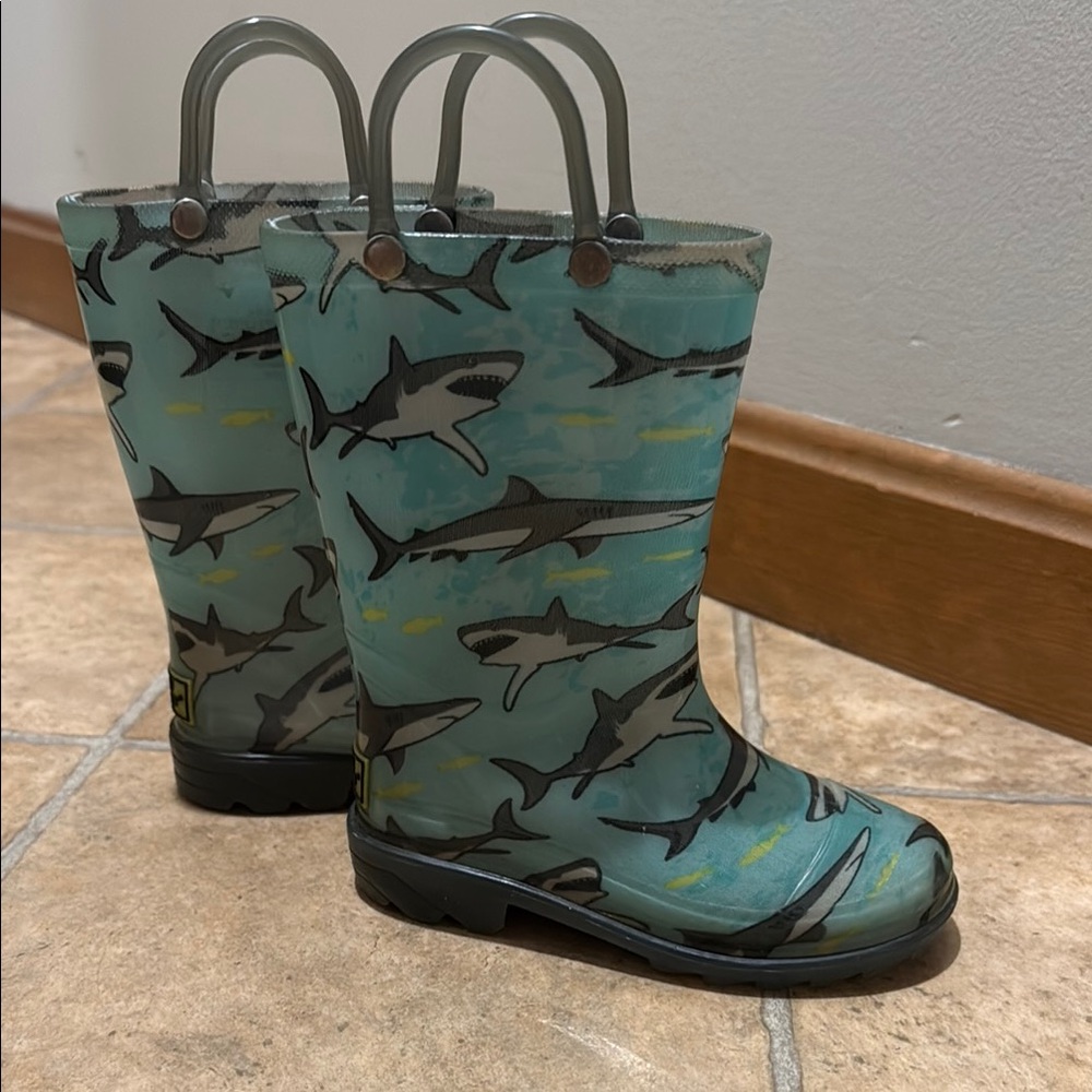 Kids Shark Print Rain Boots